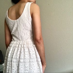 White Crochet Sleeveless Dress
